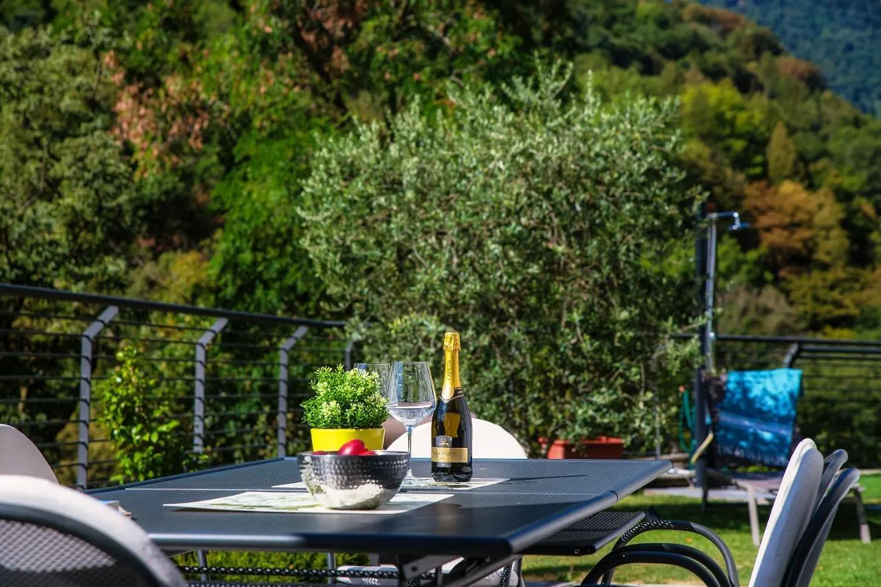 Joivy Luxury Flat & Lake Como View Argegno